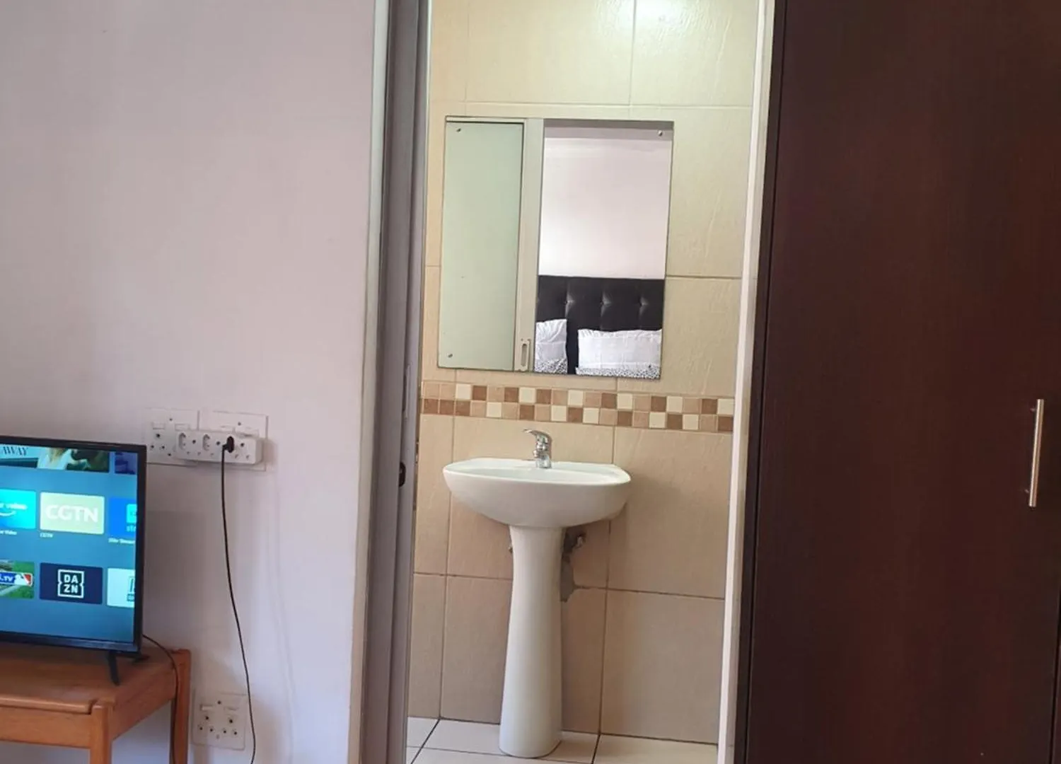 Ludinz Guest House Self Catering Città del Capo